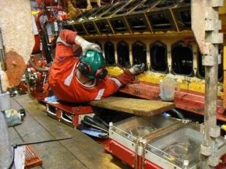 Caterpillar 3516 Engine Overhaul Case Study 1